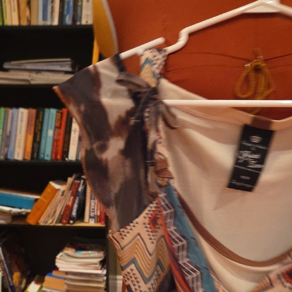 Point Zero Multicolor Zigzag Blouse - Picture 6 of 8